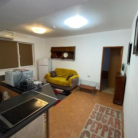 Apartament Cochet Appartement Boekarest Buitenkant foto